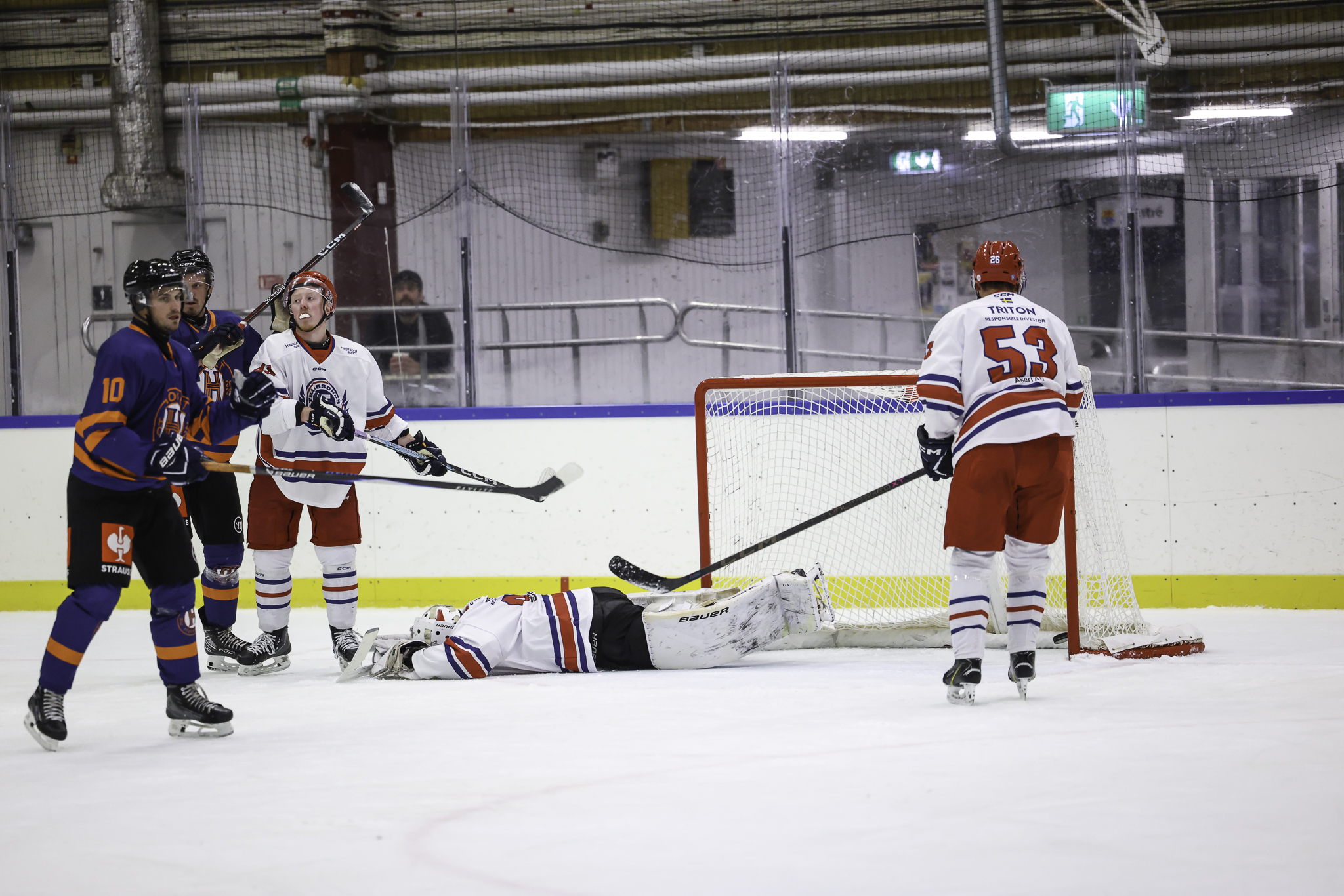 Hovet HC mot Trångsunds IF, seriepremiären 2 oktober 2026 — bild 31